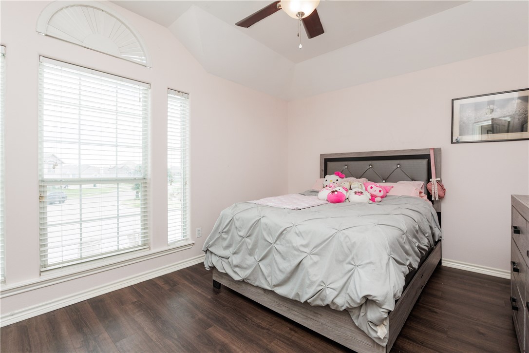 7533 Rancho Vista Blvd Property Photo 17