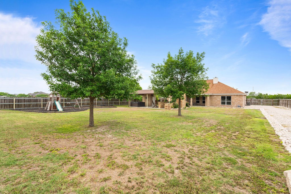 156 Lakeview Trace Property Photo 27