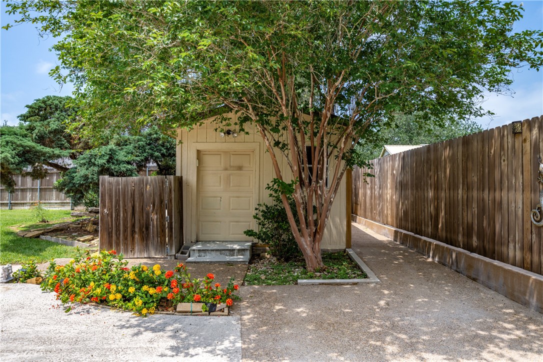 3724 Andron St Property Photo 35