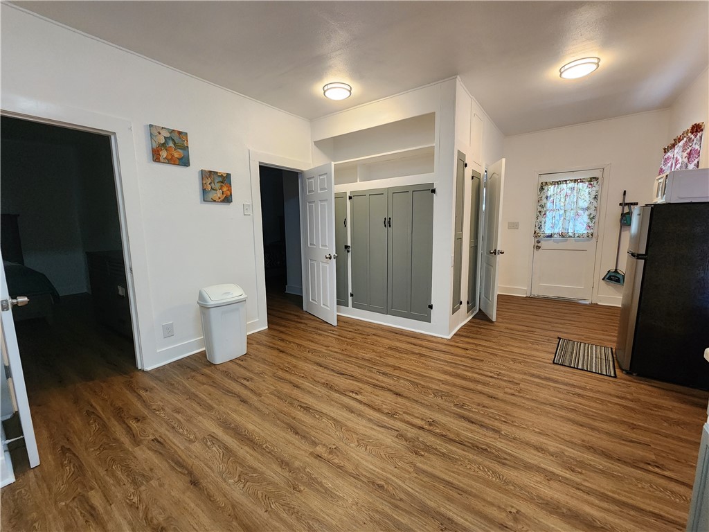 1613 6th St Property Photo 4