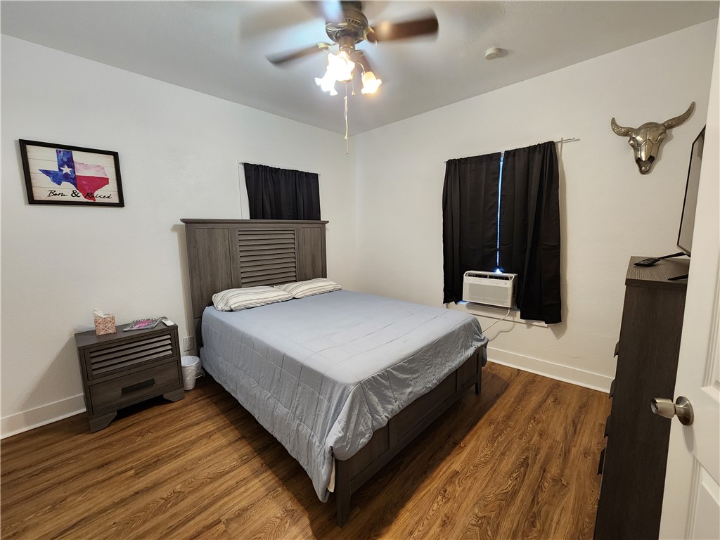 1613 6th St Property Photo 8