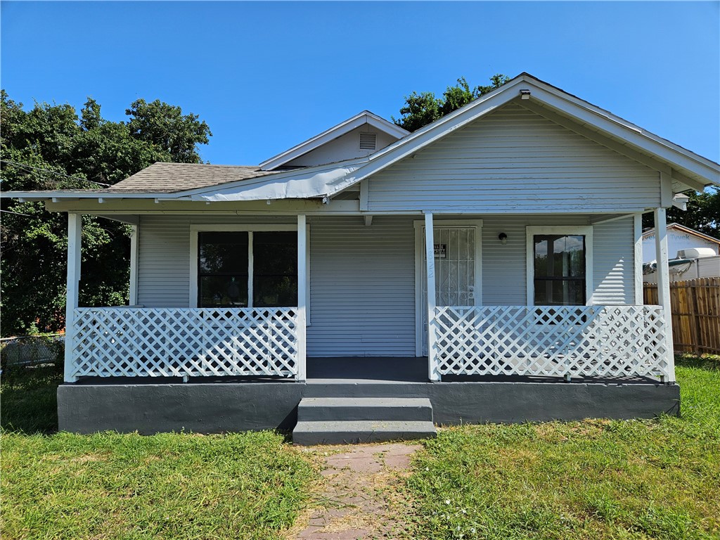 1822 Comanche St Property Photo