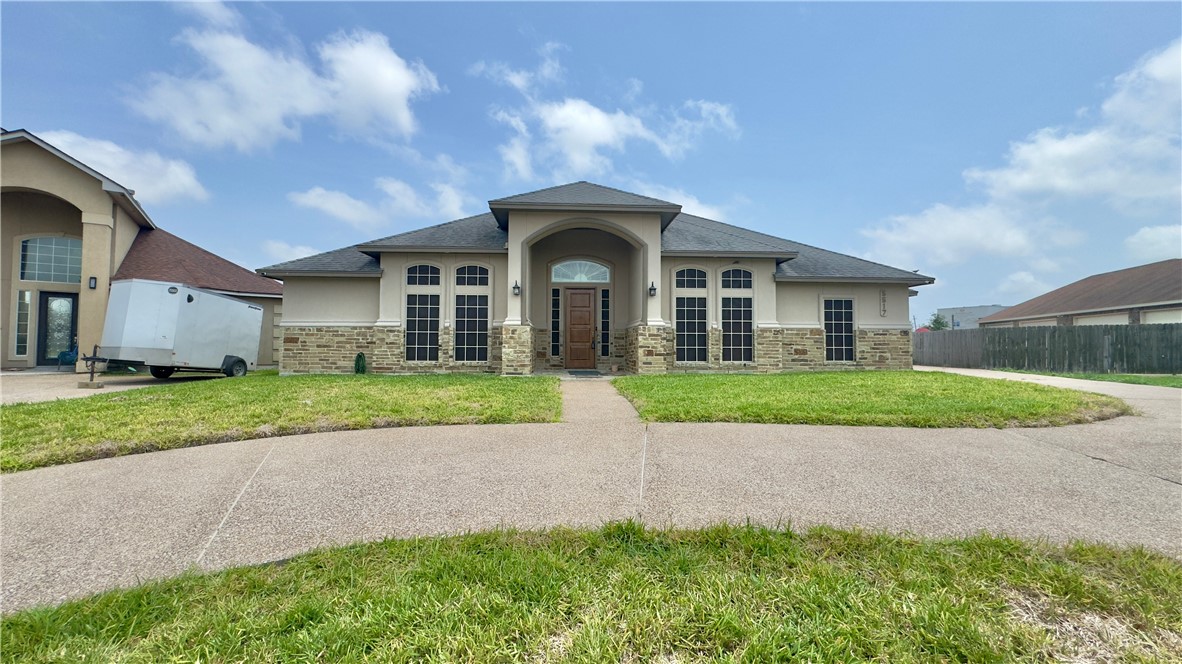 5517 Crossridge Dr Property Photo