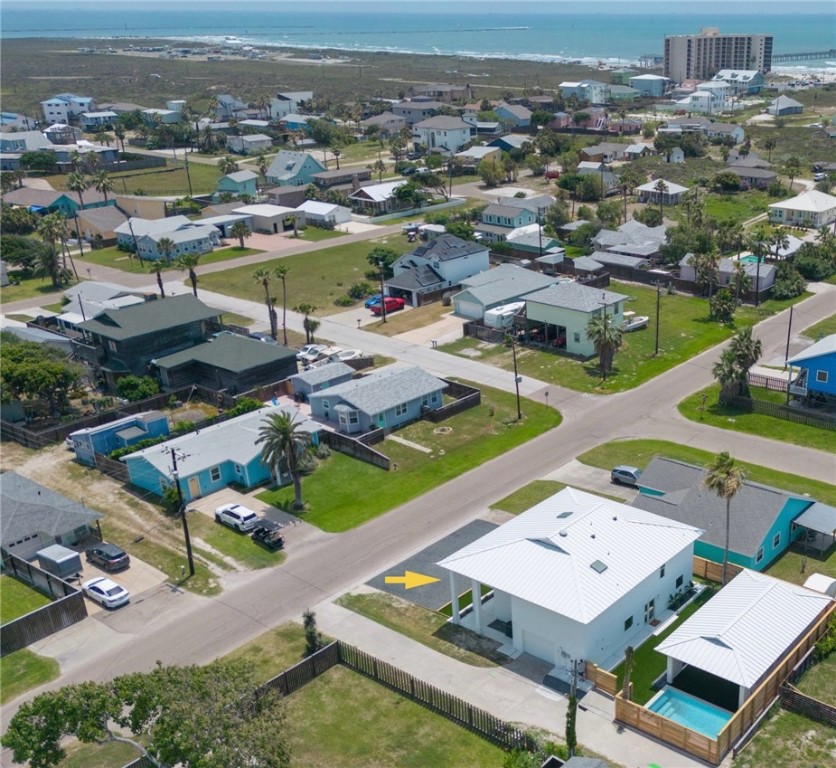 416 E Avenue C Ave Property Photo 10