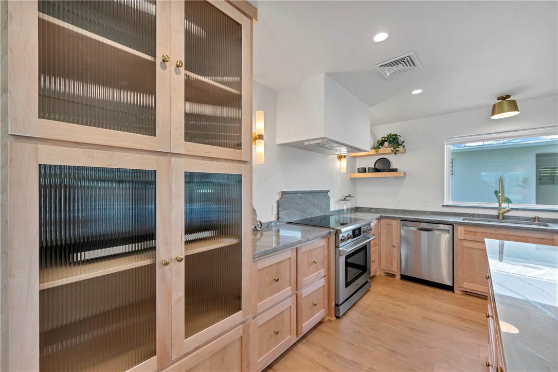 416 E Avenue C Ave Property Photo 13