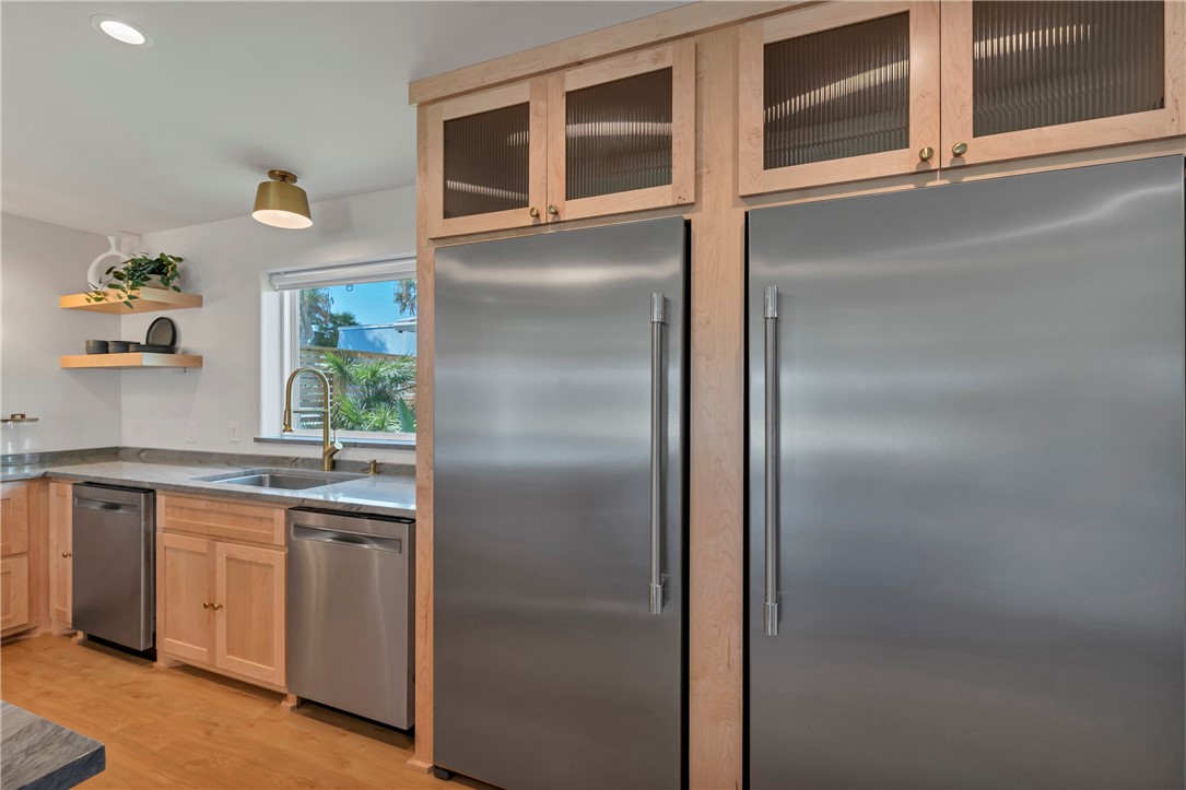 416 E Avenue C Ave Property Photo 15