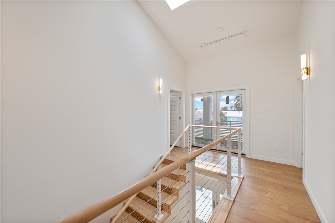 416 E Avenue C Ave Property Photo 24