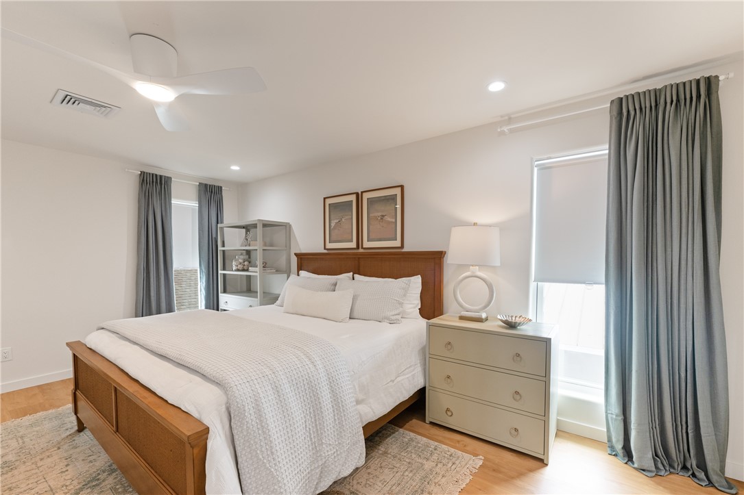 416 E Avenue C Ave Property Photo 30