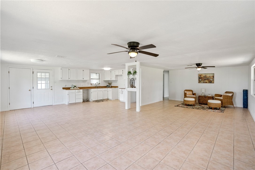 128 Live Oak Ln Property Photo 14