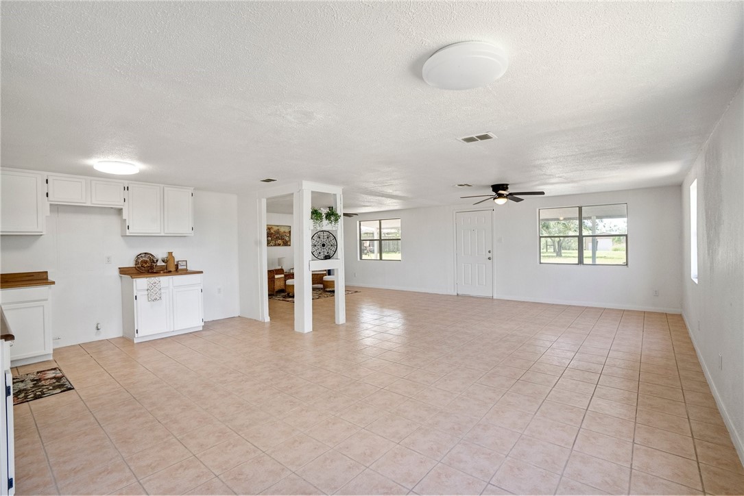 128 Live Oak Ln Property Photo 17