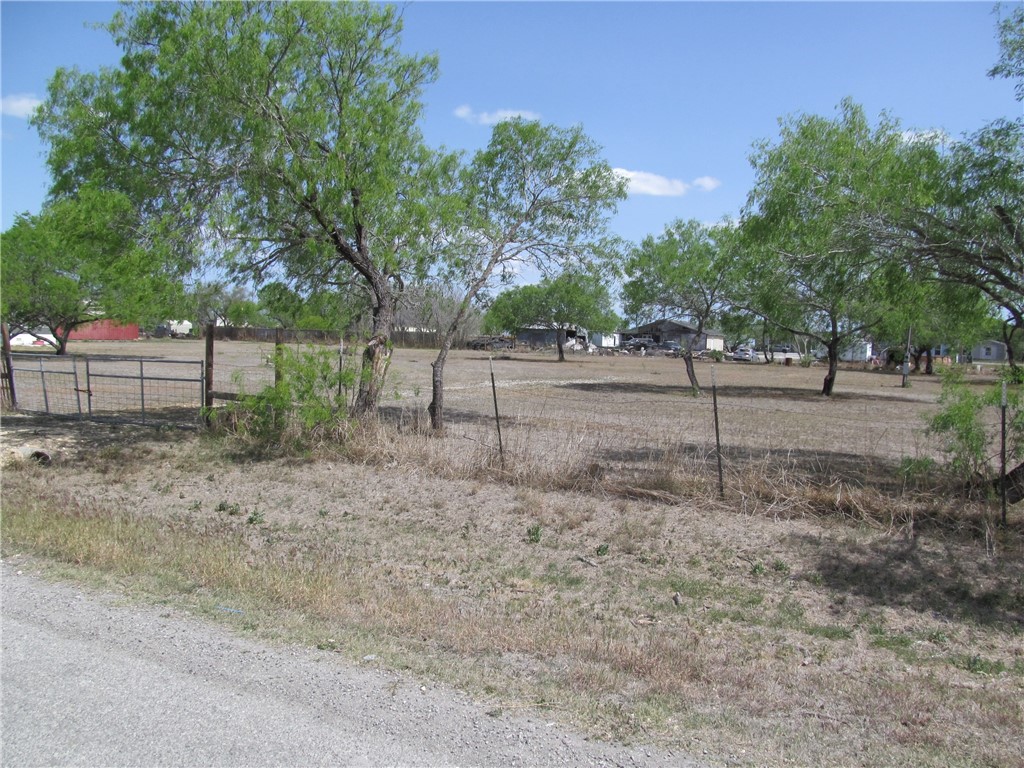 4662 Ranch Property Photo 2