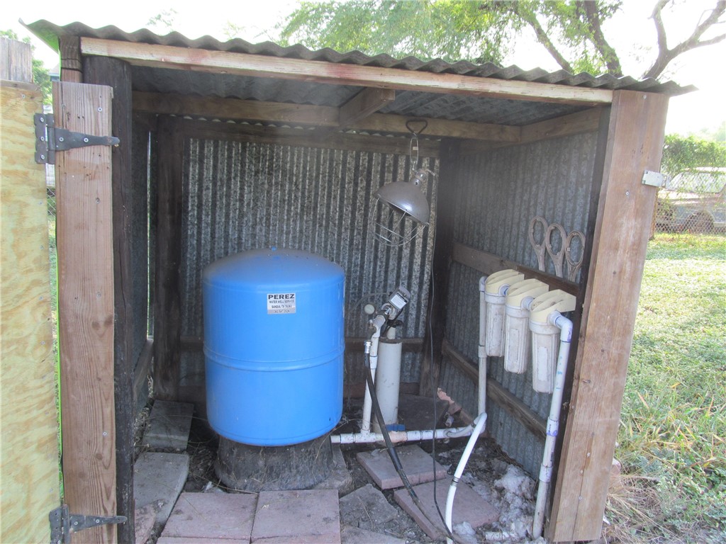 4662 Ranch Property Photo 22