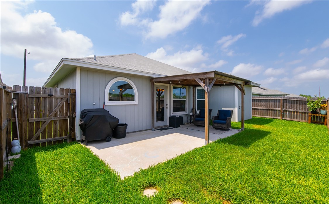 6754 Mikayla St Property Photo 12
