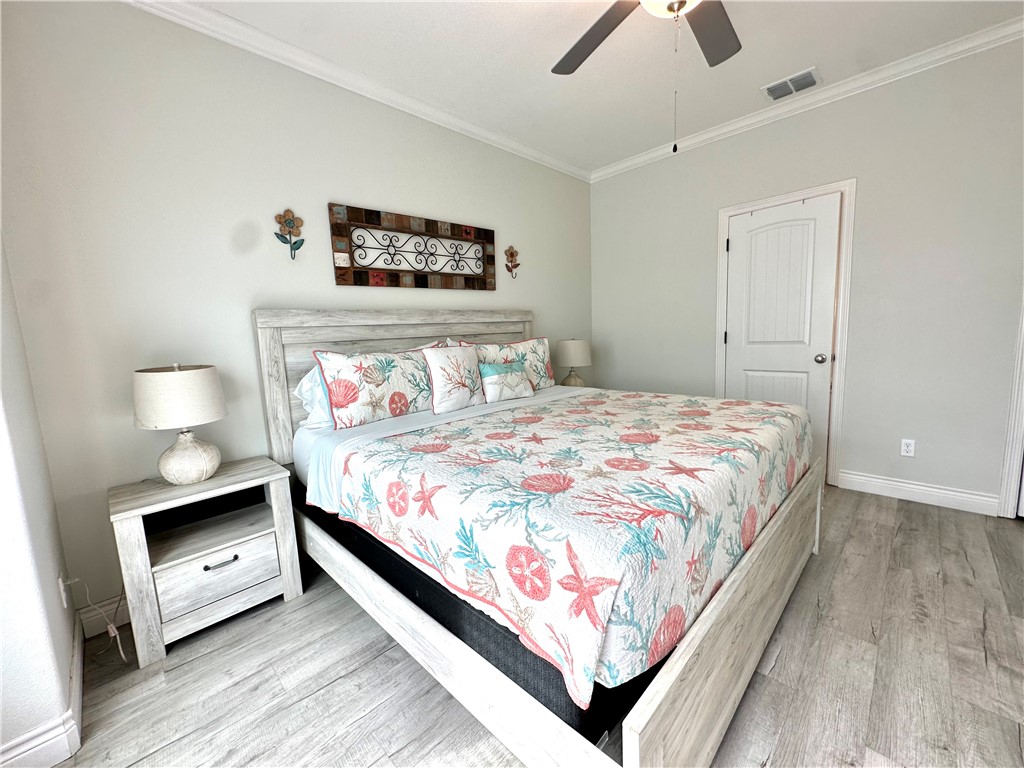 14818 Robla Dr Property Photo 13