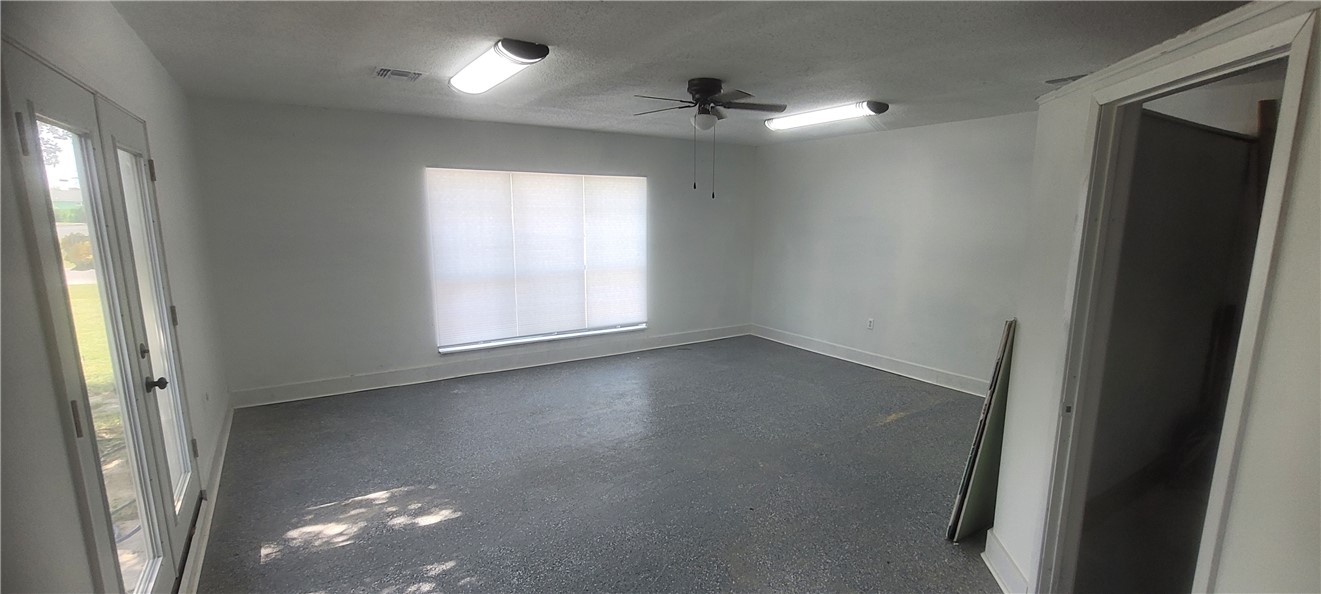 167 Shady Oak Property Photo 14