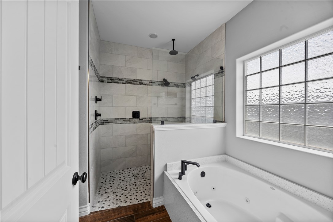 7746 Krypton Dr Property Photo 12