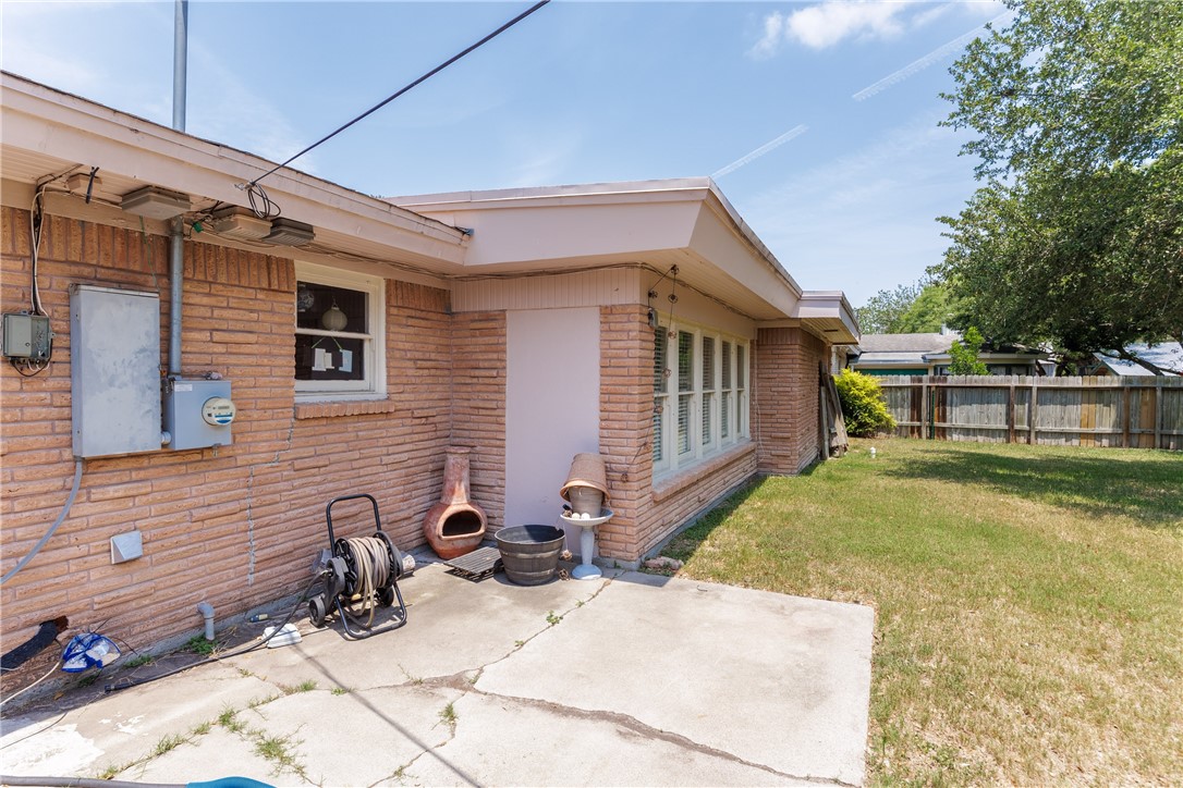 10639 Emmord Loop Property Photo 27