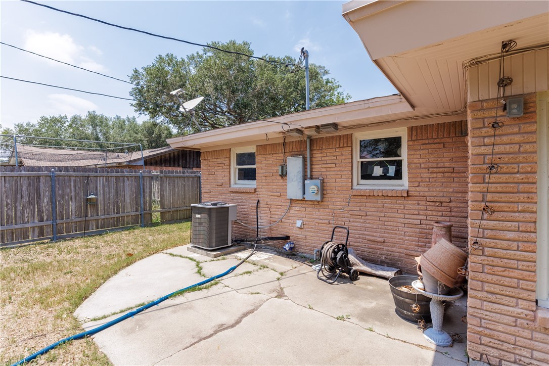 10639 Emmord Loop Property Photo 33