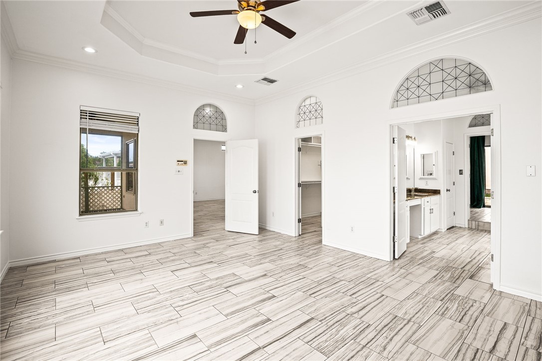 1331 Bayview Dr Property Photo 21