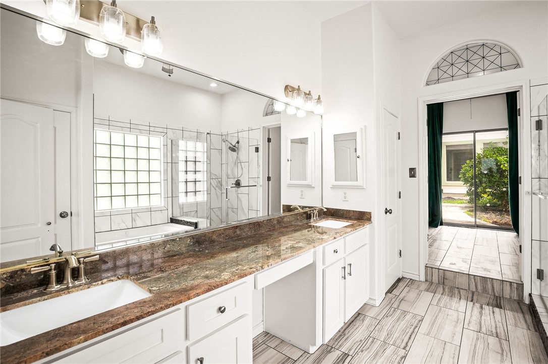 1331 Bayview Dr Property Photo 22