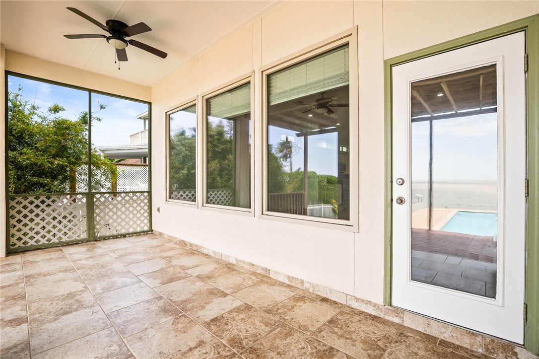 1331 Bayview Dr Property Photo 31