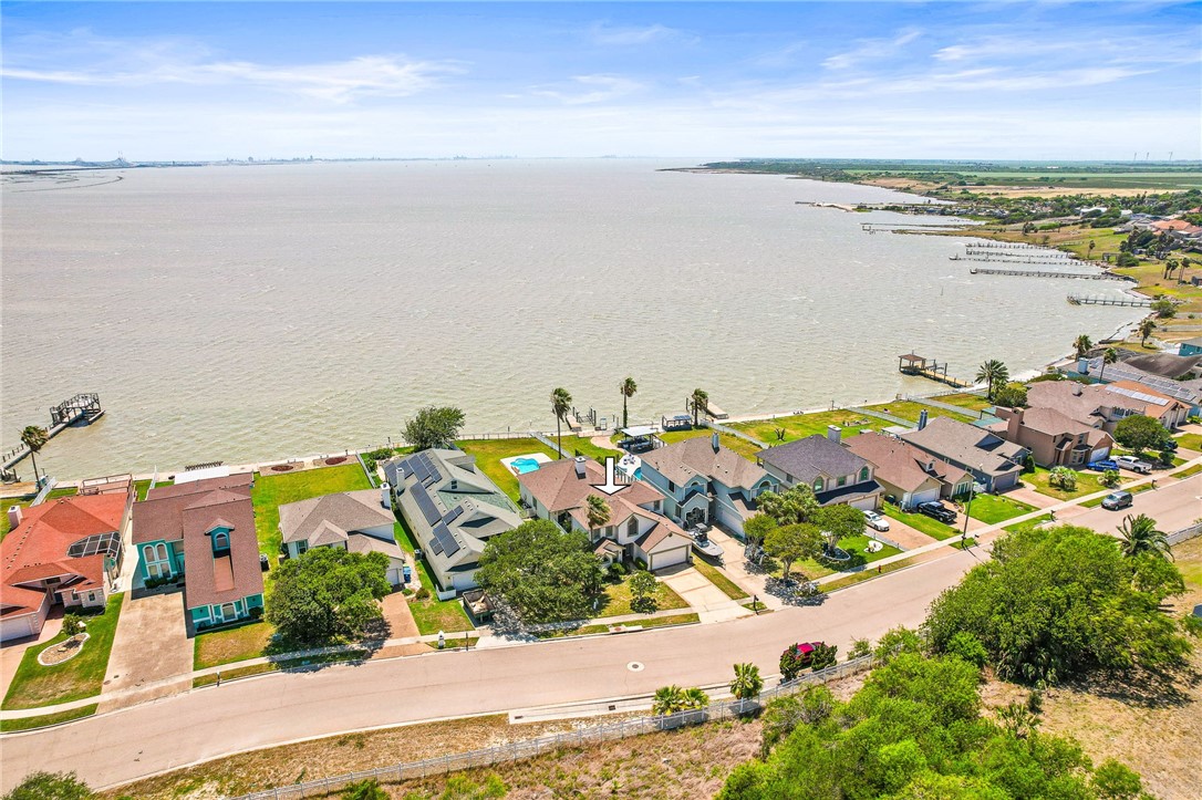 1331 Bayview Dr Property Photo 37