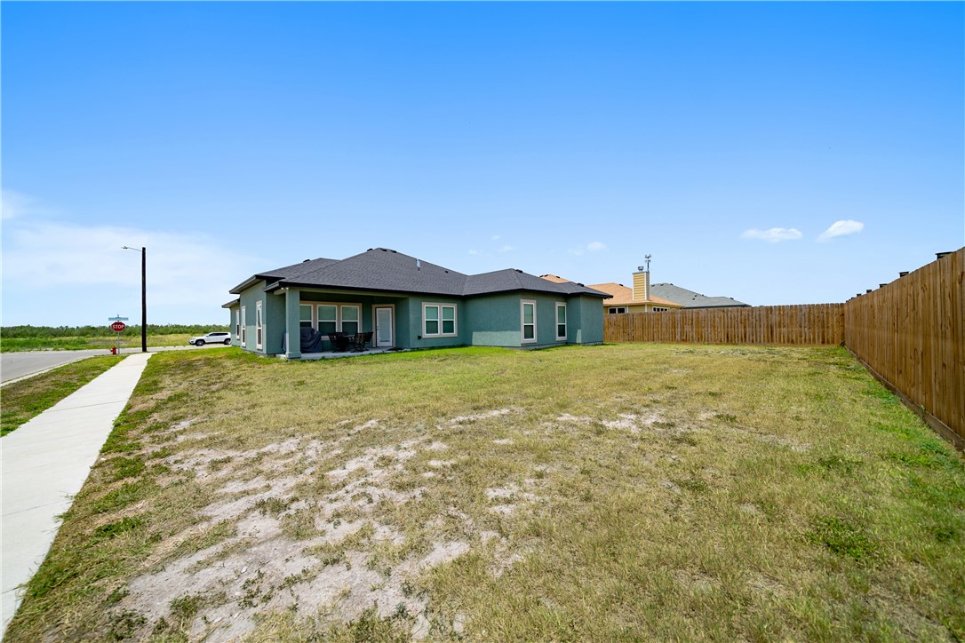 100 Meadowbrook Dr Property Photo 24