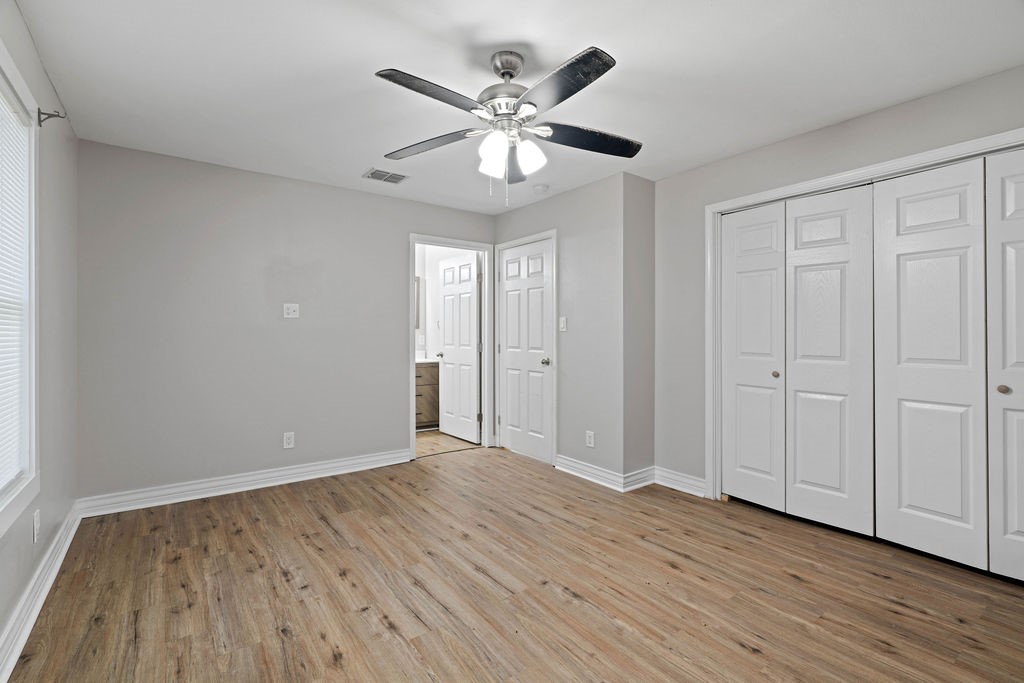800 Avenue B Property Photo 11