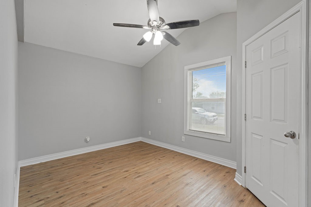800 Avenue B Property Photo 12