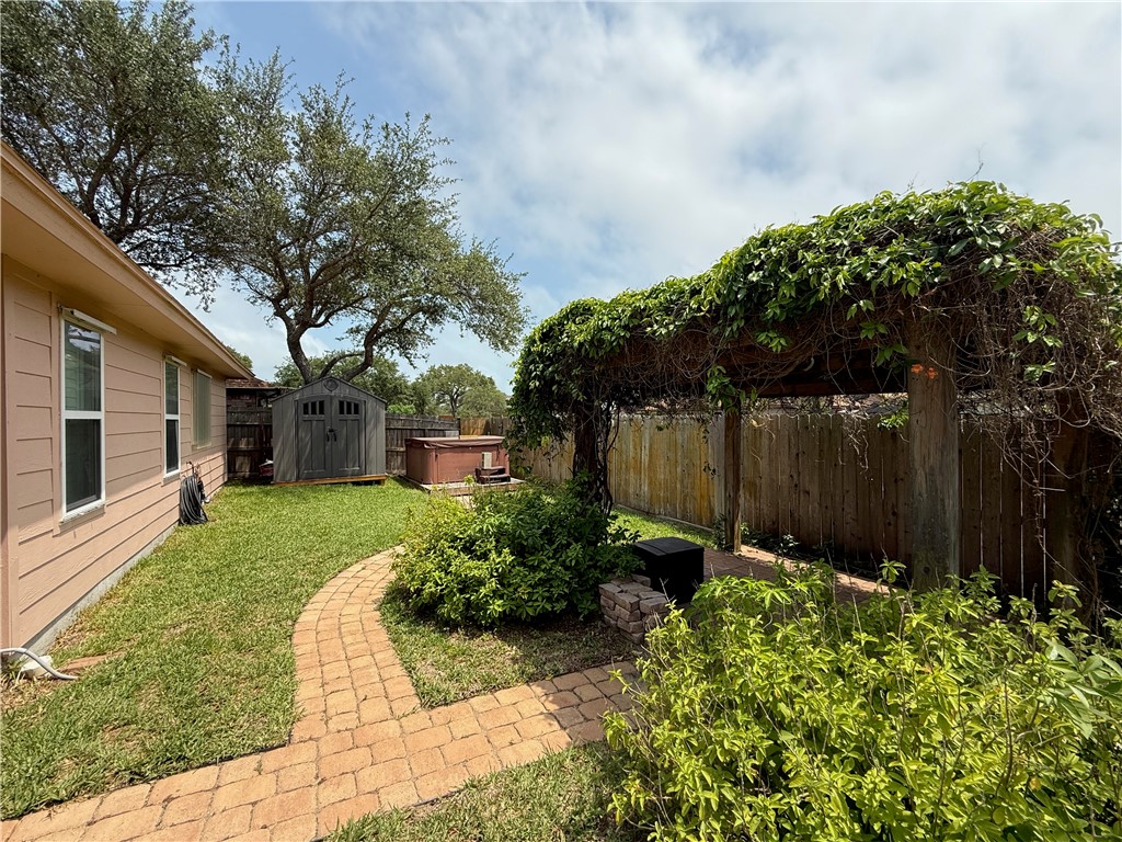 177 Whistlers Cove Property Photo 22