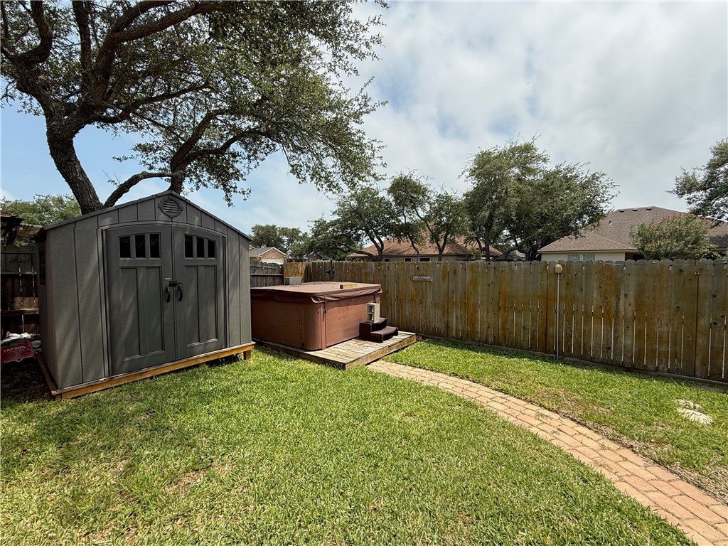 177 Whistlers Cove Property Photo 24