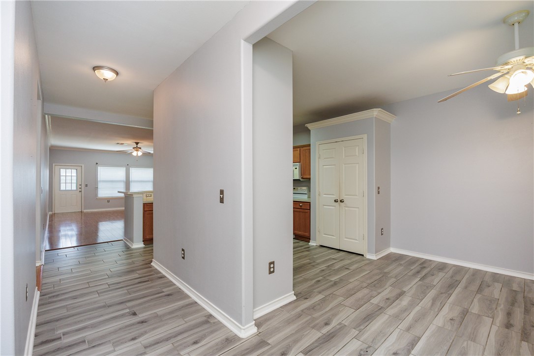 6513 Purplewing Dr Property Photo 5