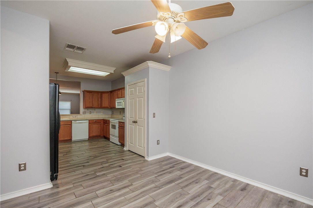 6513 Purplewing Dr Property Photo 7