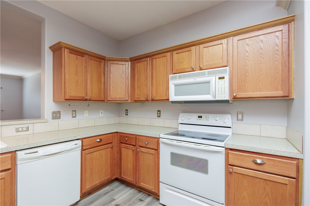 6513 Purplewing Dr Property Photo 12