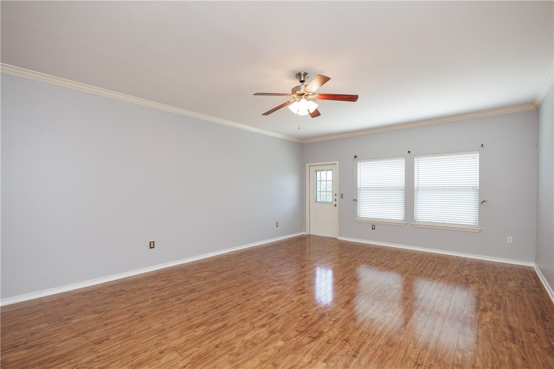 6513 Purplewing Dr Property Photo 14