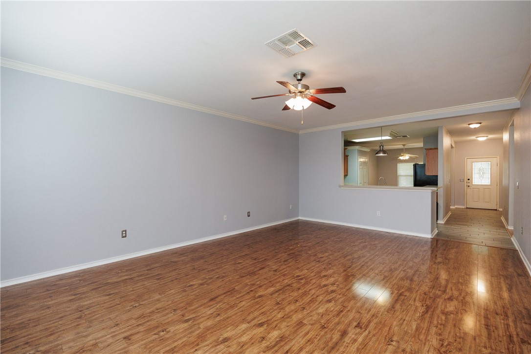 6513 Purplewing Dr Property Photo 16