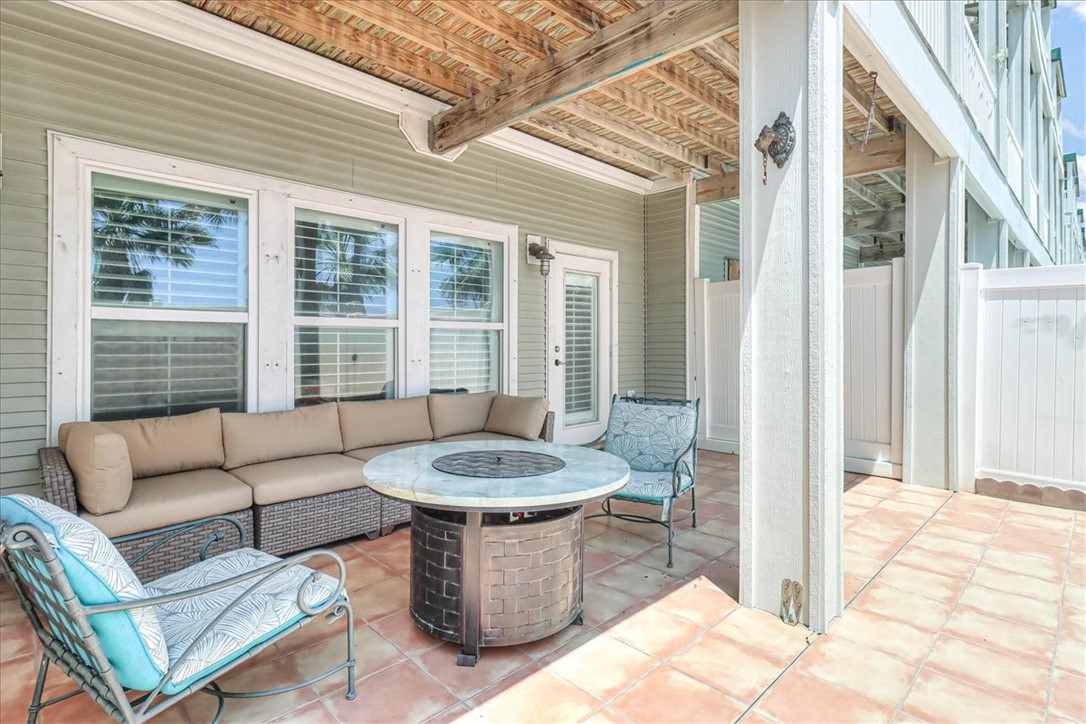 14901 Windward Dr 204 Property Photo 13