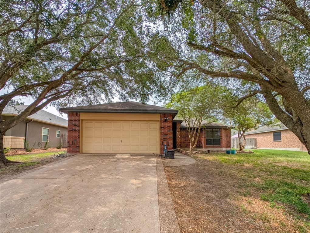 14929 Red River Dr Property Photo 2
