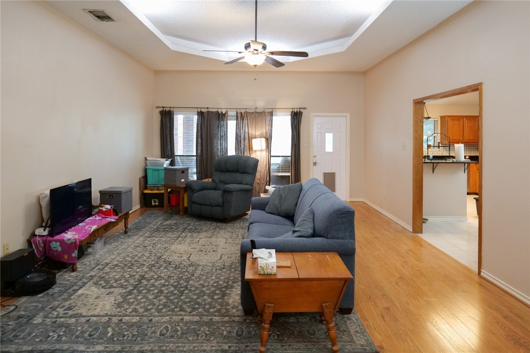 14929 Red River Dr Property Photo 3