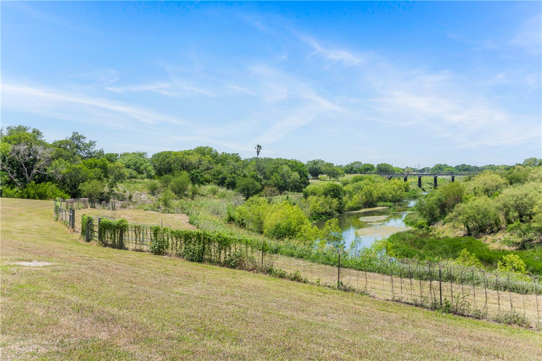 645 N Pirate Blvd Property Photo 37