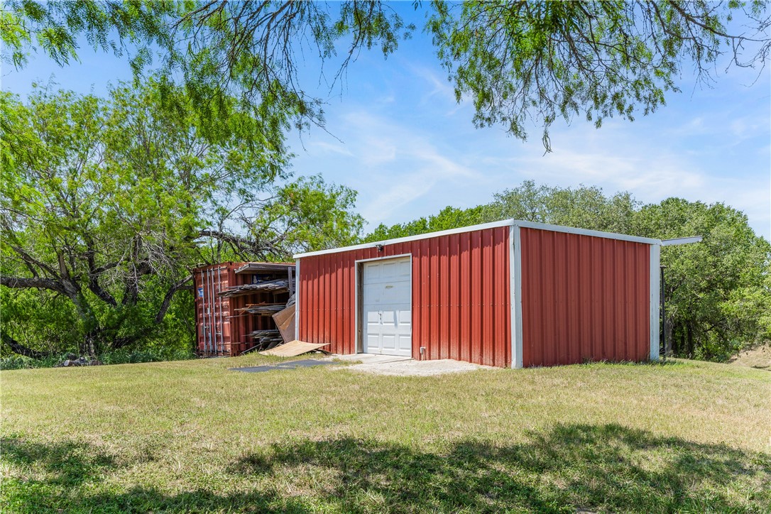 645 N Pirate Blvd Property Photo 40