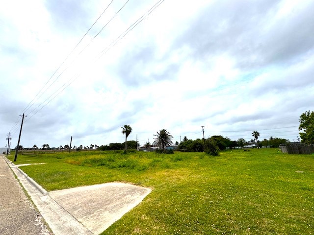 1130 S Euclid Property Photo 3