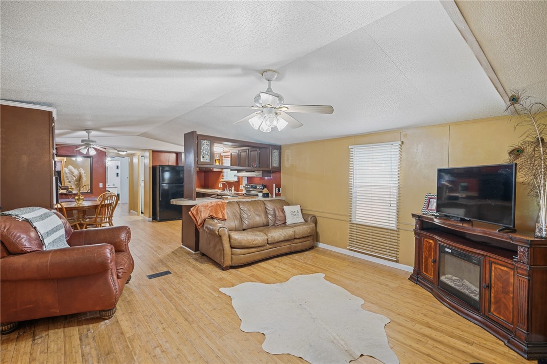 23669 County Road 1092 Property Photo 9