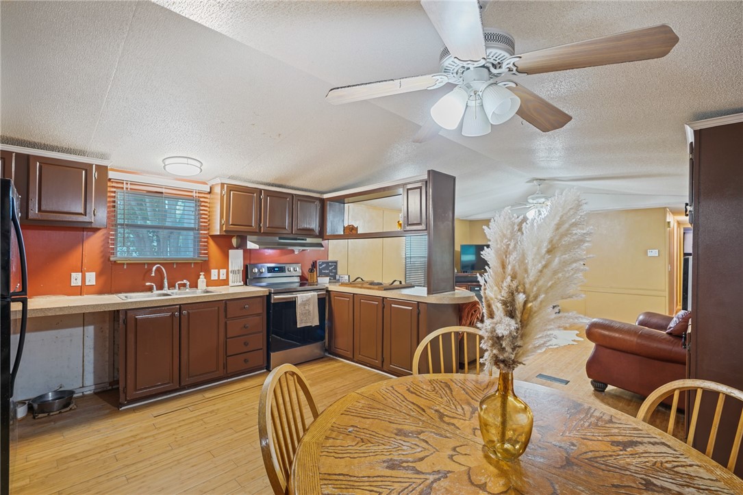 23669 County Road 1092 Property Photo 10