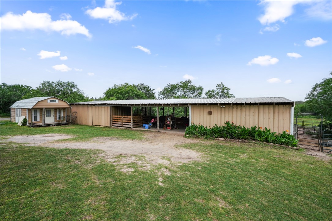 23669 County Road 1092 Property Photo 22