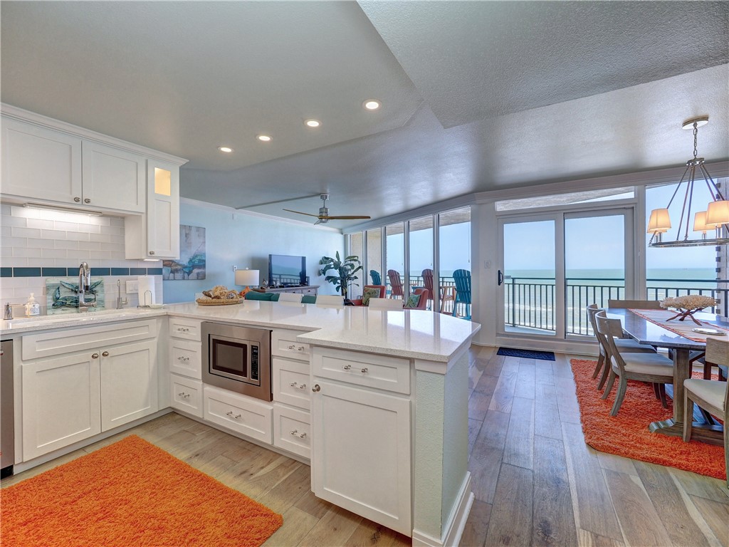 6649 Seacomber Dr 1007 Property Photo 6
