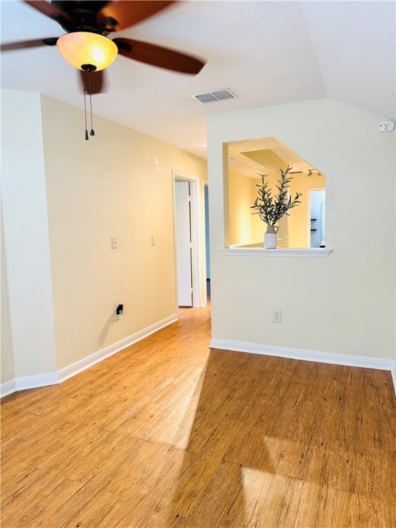2113 Encino Dr Property Photo 16
