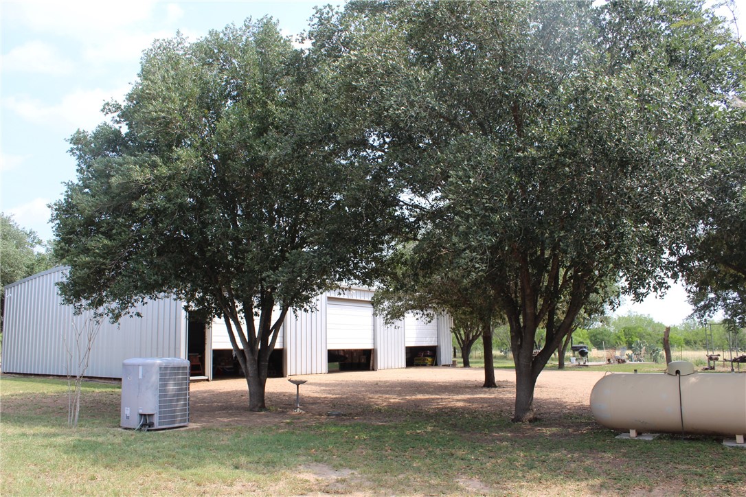 100 Choke Canyon Property Photo 22