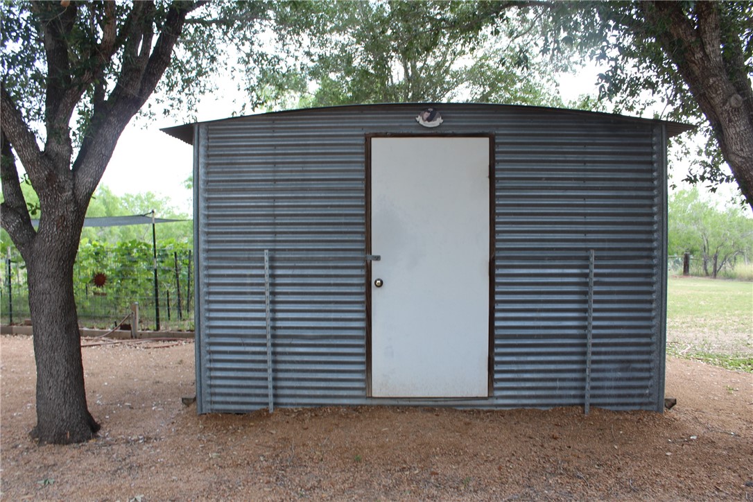 100 Choke Canyon Property Photo 24