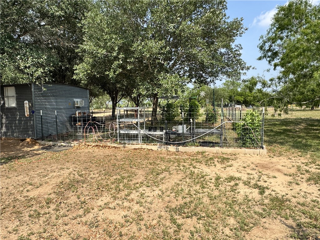 100 Choke Canyon Property Photo 25